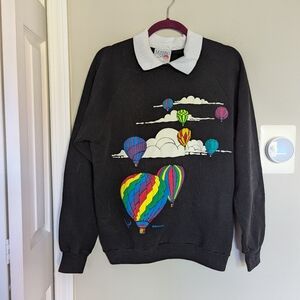 Vintage hot air balloon black sweater with collar